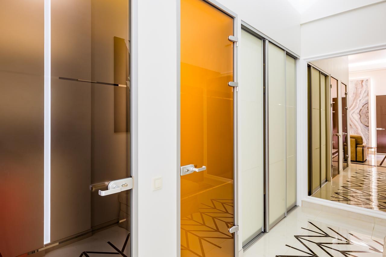 Leogrand Deluxe Apartments On Doroshenka 17 リヴィウ エクステリア 写真